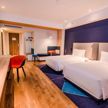 Holiday Inn Express Yinchuan Downtown By Ihg Екстер'єр фото
