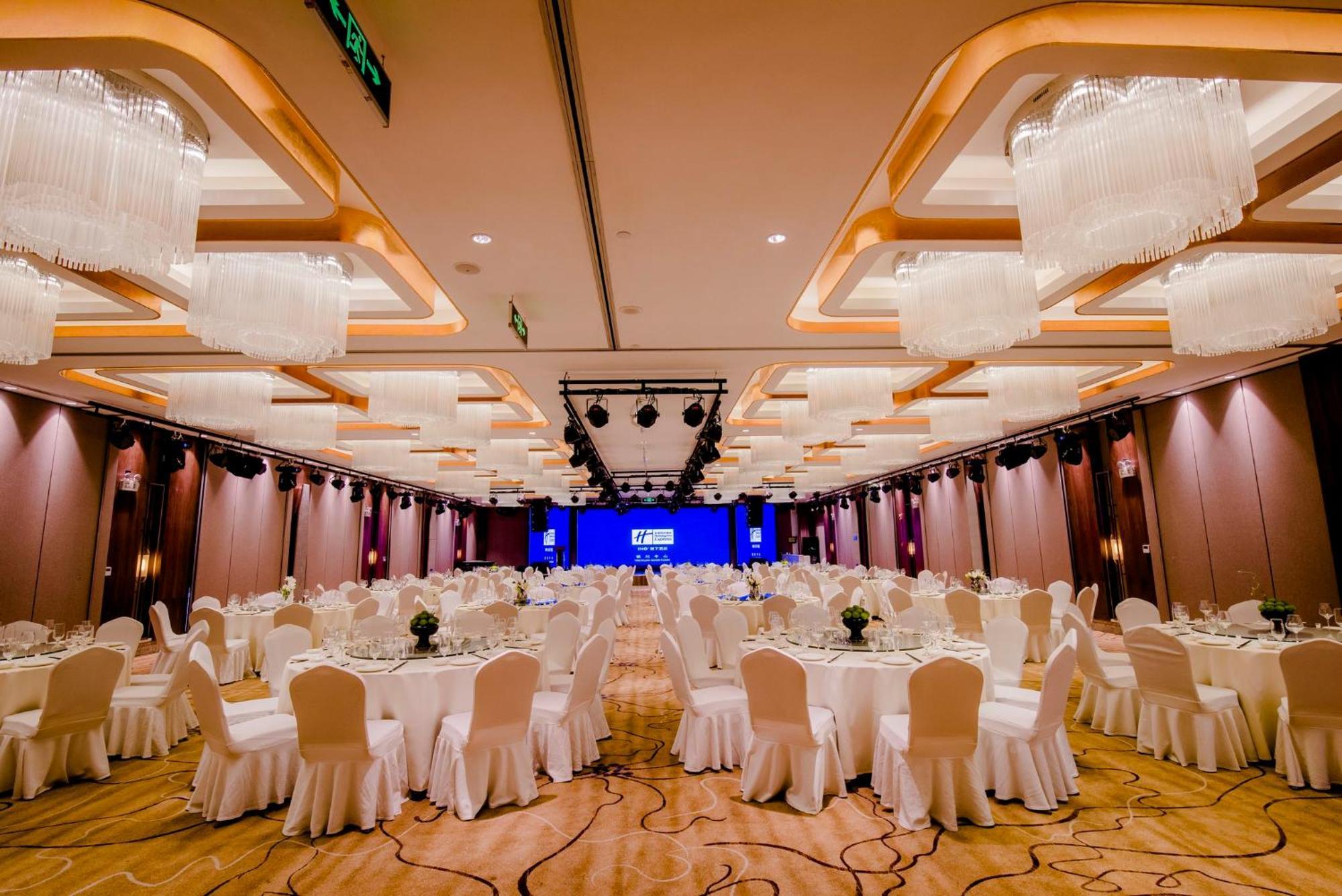 Holiday Inn Express Yinchuan Downtown By Ihg Екстер'єр фото